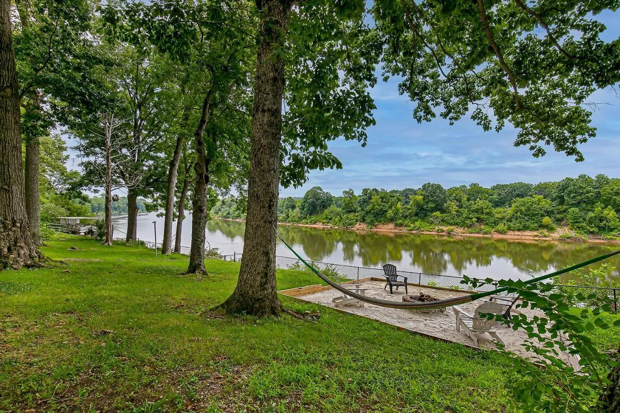 River House On Berwick Trail Nashville 0*,